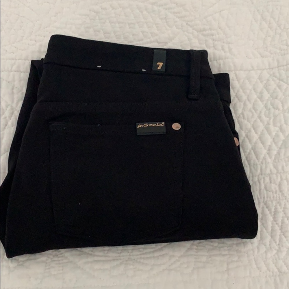 Near perfect condition 7 jeans